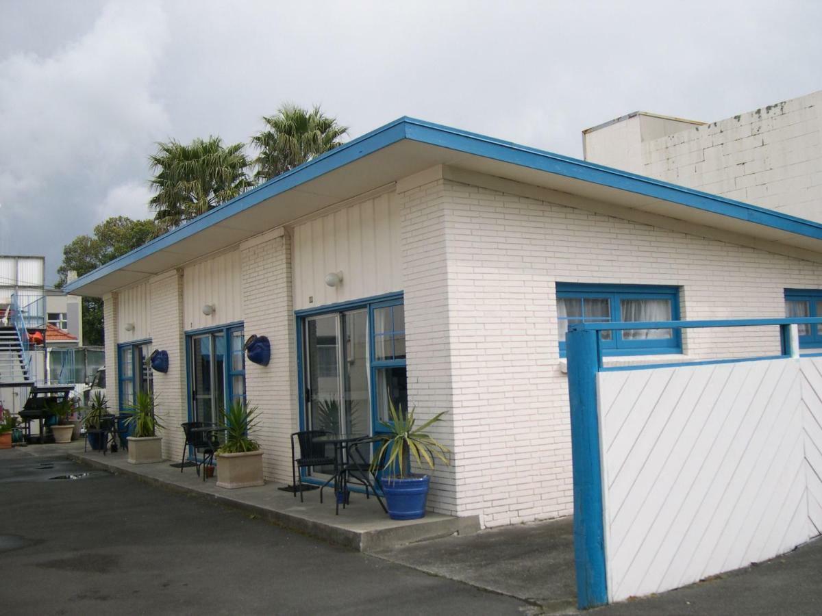 تاورانجا Strand Motel المظهر الخارجي الصورة